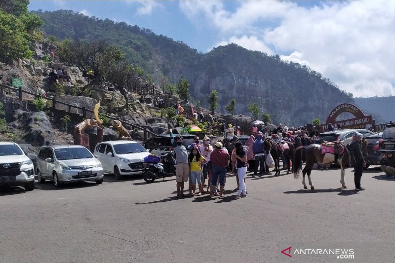 Bupati Bandung Barat targetkan wisatawan capai 40 persen di destinasi wisata