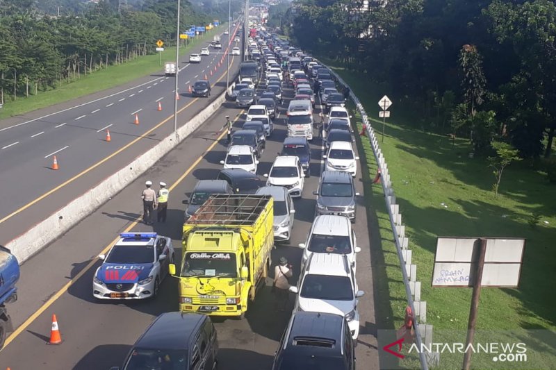 Jalur Puncak Bogor ditutup jika jumlah kendaraan terus meningkat