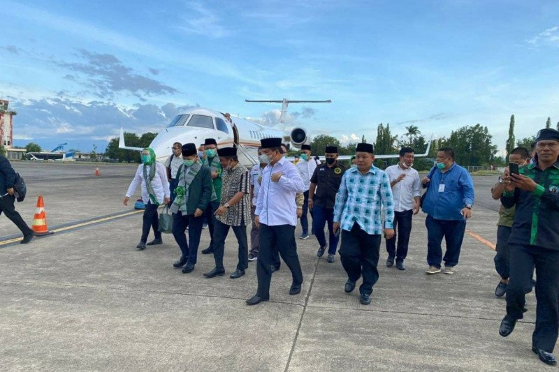 Konsolidasi partai pakai jet pribadi, Suharso disorot elite PPP