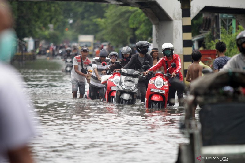 Hujan lebat diprakirakan liputi sebagian wilayah Indonesia termasuk Jabar