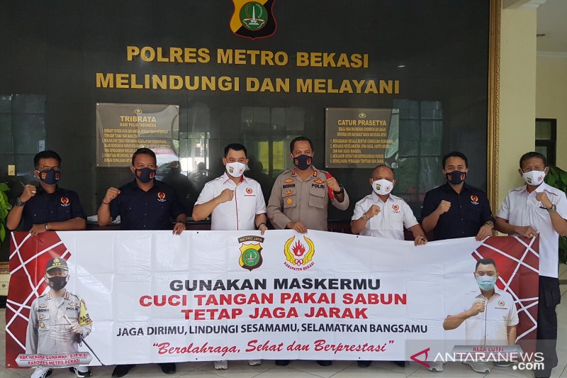 Polres Metro Bekasi terima bantuan 3.000 masker