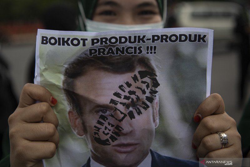 Aksi Boikot Produk Prancis Di Palembang