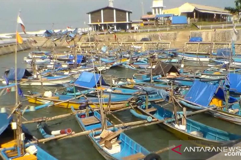 Tim SAR Cianjur masih lakukan pencarian nelayan tenggelam