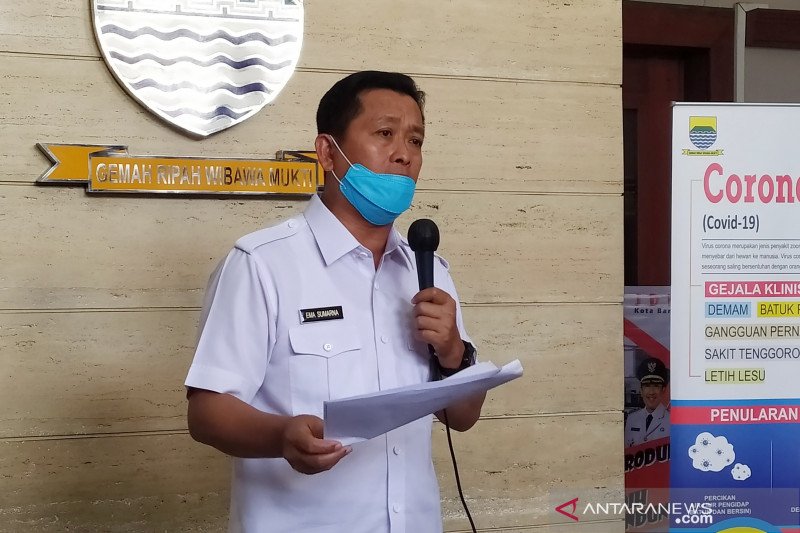 Pemkot Bandung minta setiap kecamatan buat ruang isolasi COVID-19