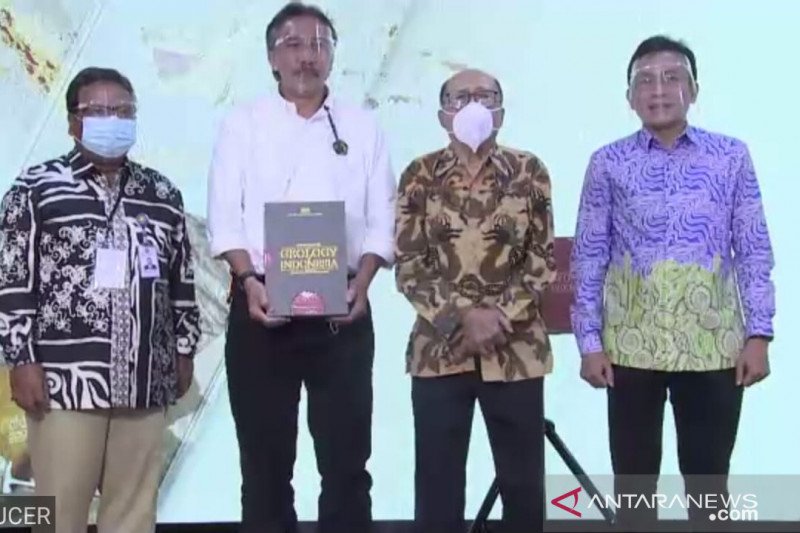 Buku karya Bapak geologi migas bakal menjadi referensi eksplorasi energi