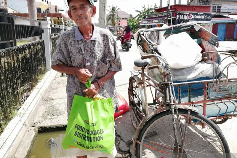 ACT Riau distribusikan 400 paket pangan di 8 kabupaten