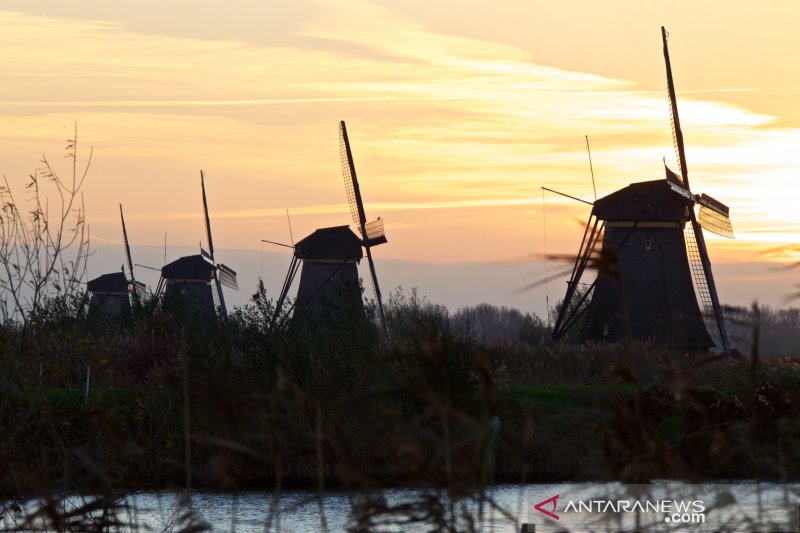 Kemlu imbau WNI di Belanda waspada cuaca ekstrem