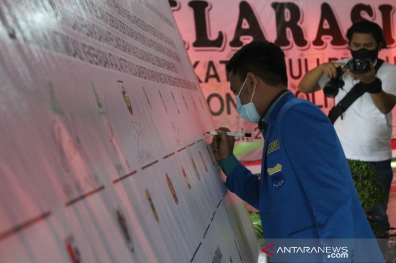 Jelang pencoblosan, puluhan ormas di Riau deklarasi anti poltik uang