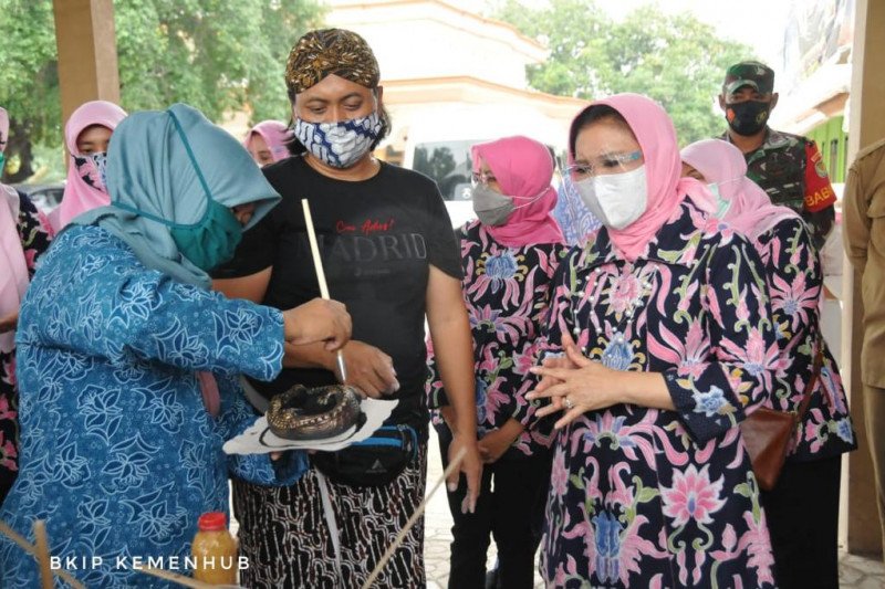 Kemenhub beri pelatihan wirausaha warga sekitar Pelabuhan Patimban