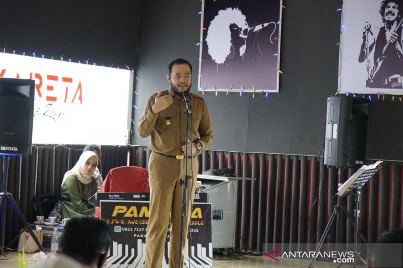 Walikota luncurkan kareta cafe dan resto reborn
