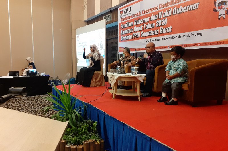 KPU-RI edukasi penyandang disabilitas tata cara pemungutan suara di Sumbar