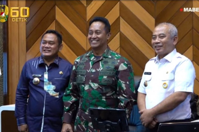 Bupati dan Wali Kota Bekasi temui Kasad bahas penanganan pemukiman kumuh