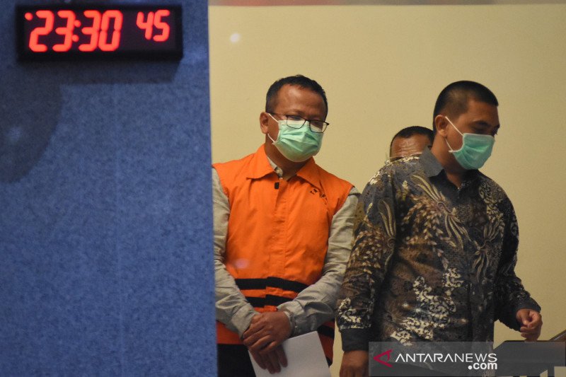 Edhy Prabowo jadi tersangka, Luhut jabat Menteri KKP ad interim