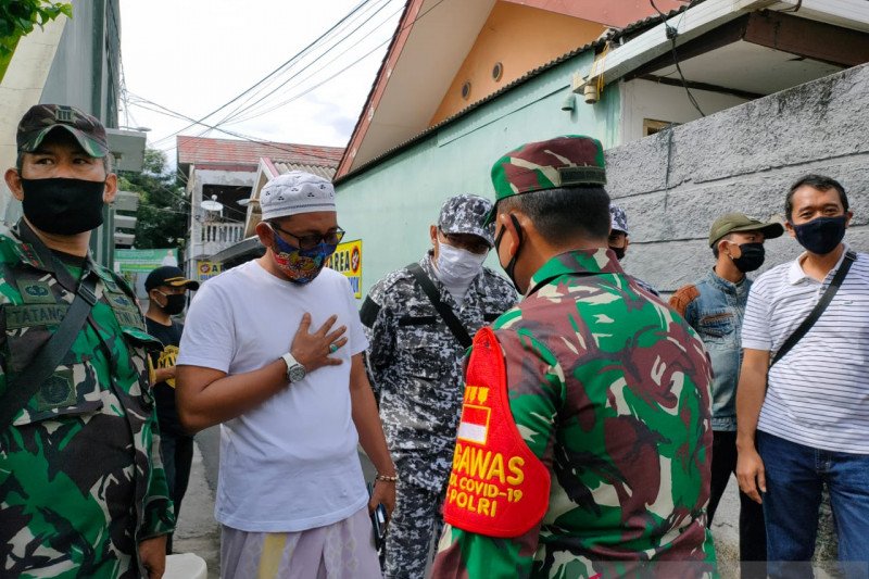 Massa FPI Petamburan sempat tolak markasnya disemprot disinfektan