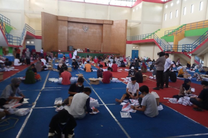 KPU Agam temukan 2.705 lembar surat suara rusak