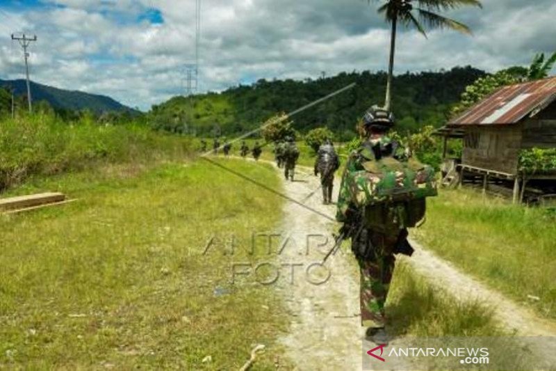 TNI buru kelompok MIT Poso