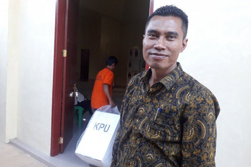 KPU Pasaman Barat prioritaskan daerah terisolir dalam pendistribusian logistik