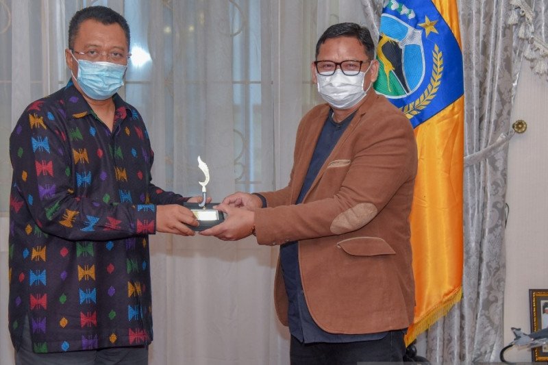NTB-Jawa Barat menjalin kerja sama penguatan produk industri Kreatif