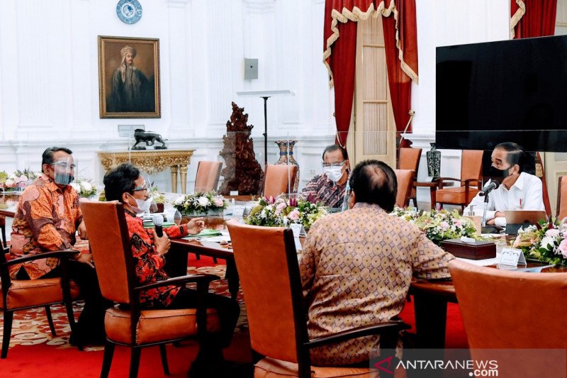 Kemarin, Presiden bahas sengketa lahan hingga ekonomi lewati titik rendah