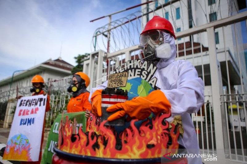 Aksi Tolak Pembangunan PLTU