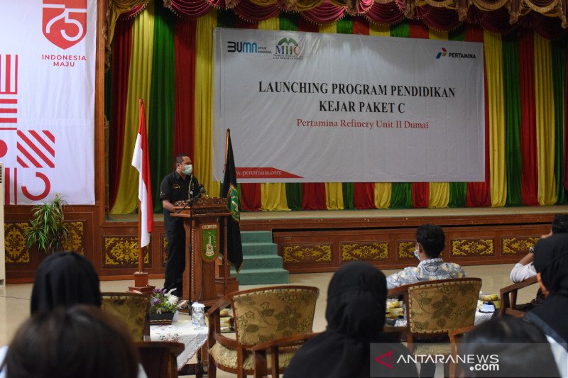 80 Anak Putus Sekolah Di Dumai Ikuti Paket C Diprakarsai Pertamina Antara News Riau