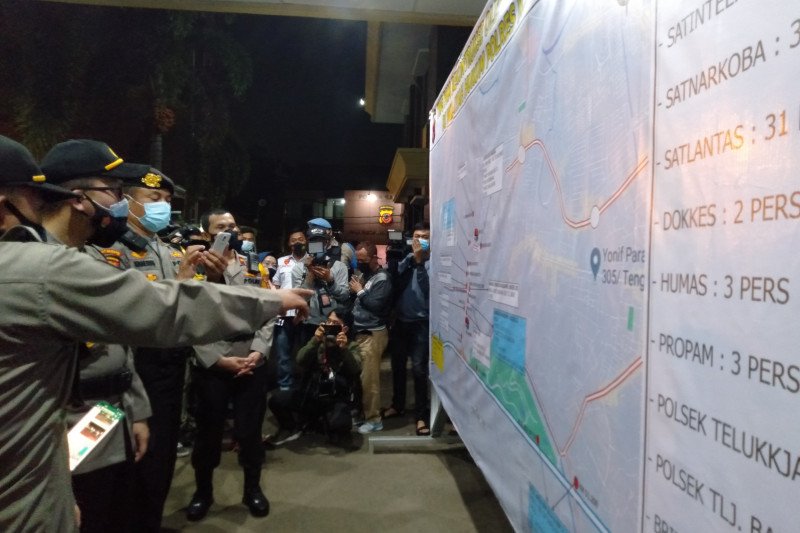 Gerbang Tol Karawang Barat ditutup saat rekonstruksi kasus penembakan