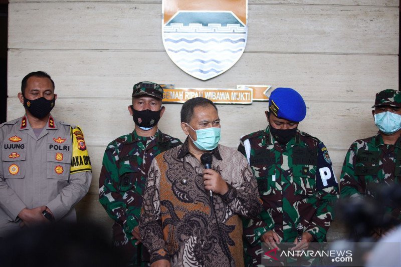 Wali Kota Bandung minta tidak ada perayaan tahun baru sebabkan keramaian