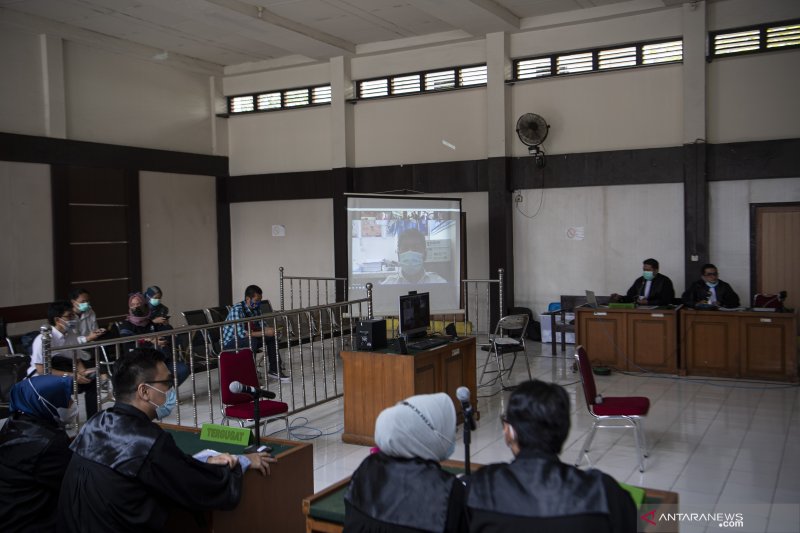 Johan Anuar Jalani Sidang Perdana