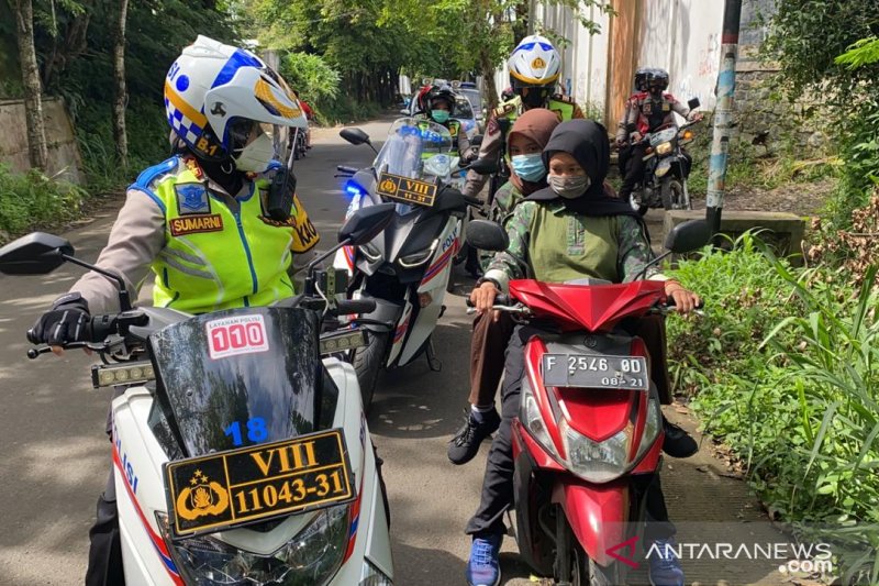 Polisi Sukabumi operasi yustisi cegah pelanggaran prokes jelang libur Nataru