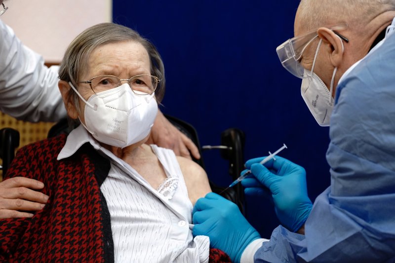 Eropa luncurkan program vaksinasi COVID-19 untuk akhiri pandemi