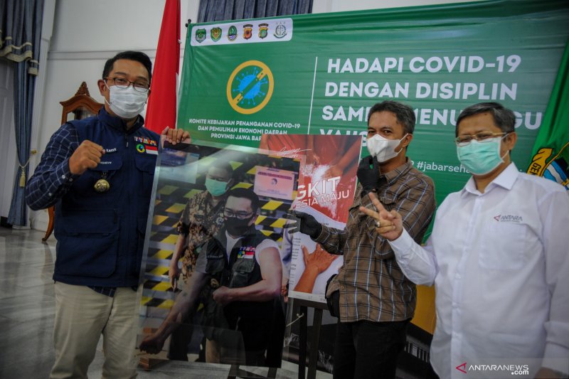 Moeldoko buka pameran foto ANTARA 