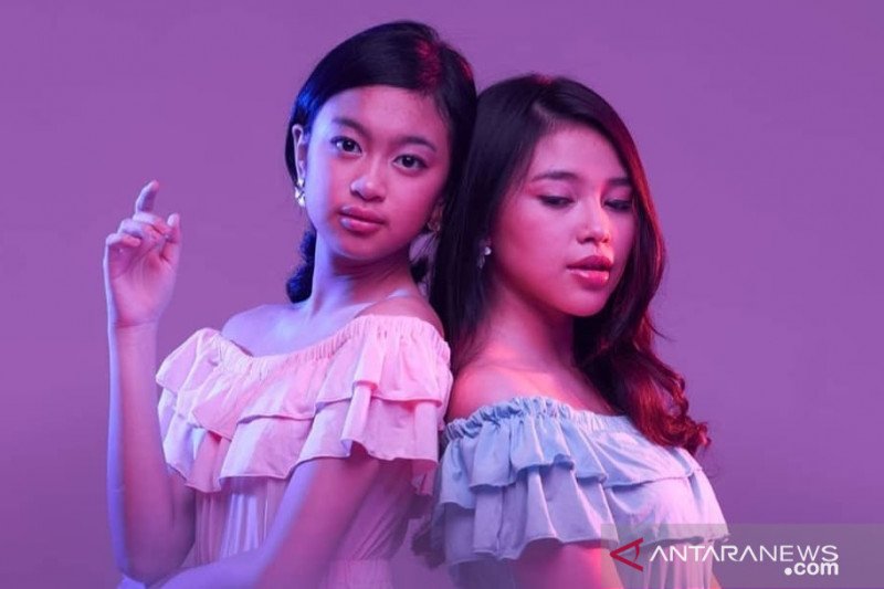 Tantangan Duo Zara Leola Dan Anneth Di Single Should I Antara News Yogyakarta Berita 4761