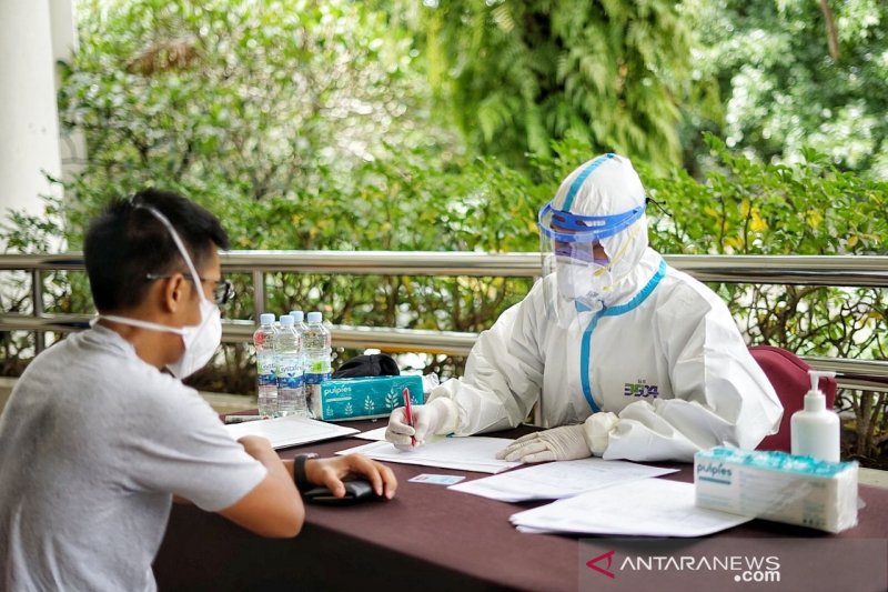 12 orang di Terminal Bus Leuwipanjang Bandung positif tes antigen COVID-19