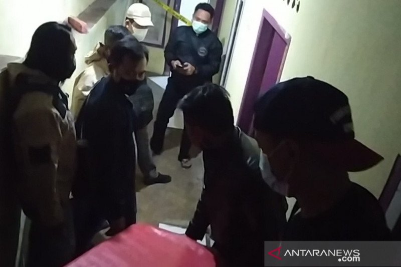 Polisi Cianjur selidiki penyebab tewasnya pria di kamar kos