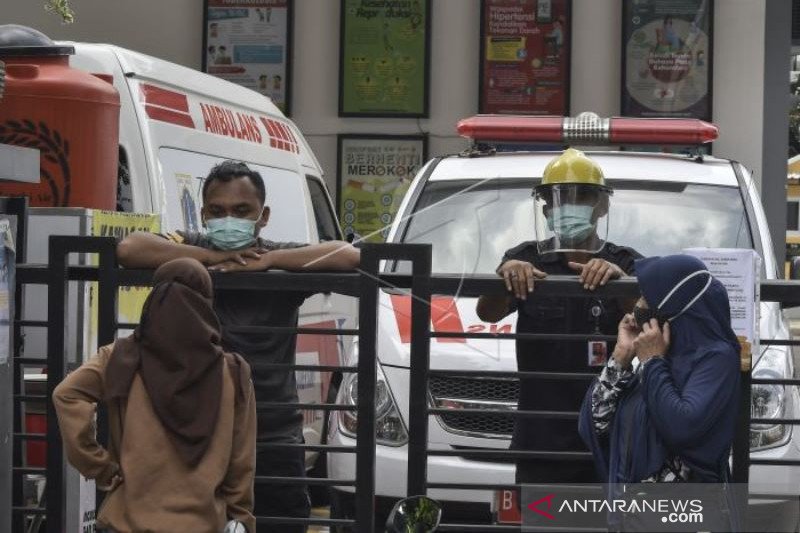 Puskesmas Duren Sawit Ditutup Sementara Akibat COVID-19