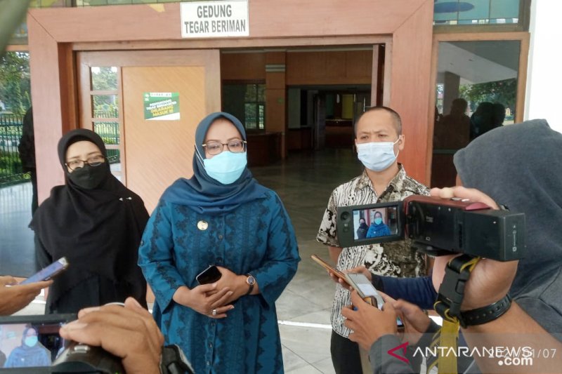 Bupati Bogor pastikan belum ada warga penolak vaksinasi COVID-19