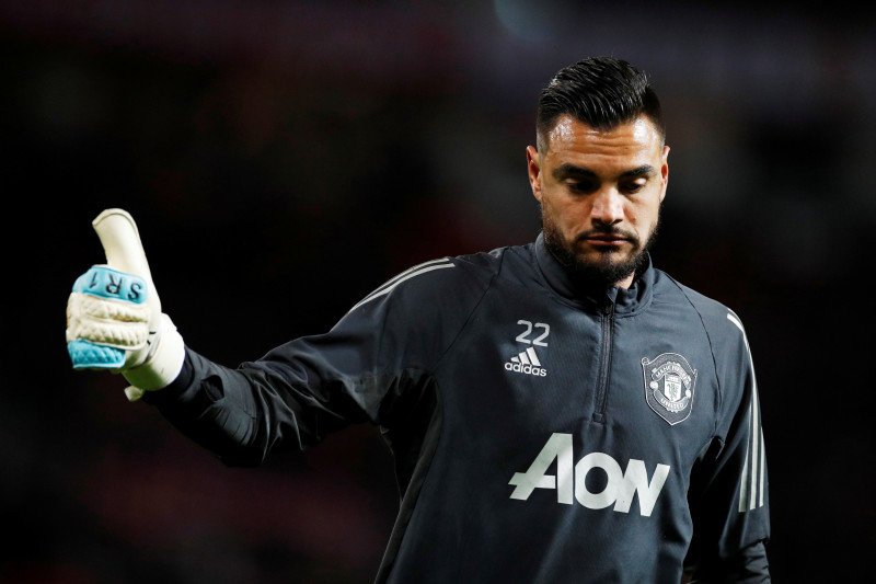 Kiper Sergio Romero dan bek Marcus Rojo dipersilakan tinggalkan MU