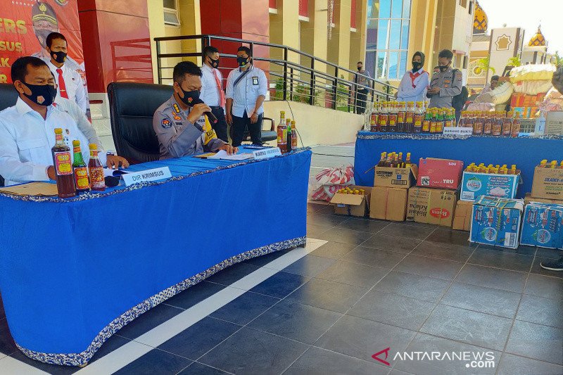 Polda Sulteng sita ribuan botol madu ilegal di Kota Palu