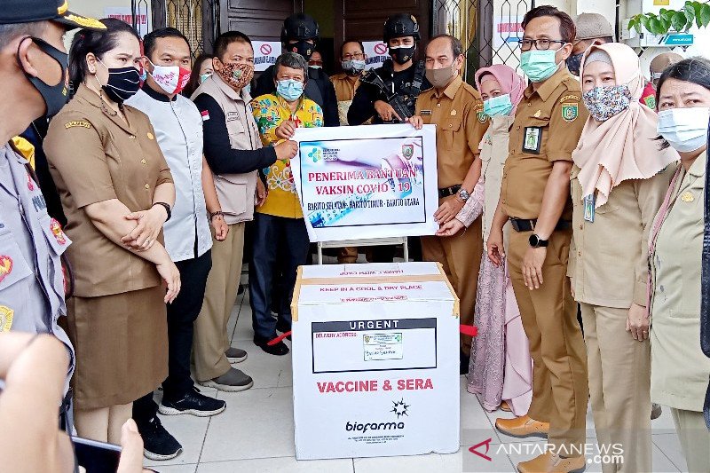Vaksin COVID-19 tahap pertama tiba di Barito Selatan