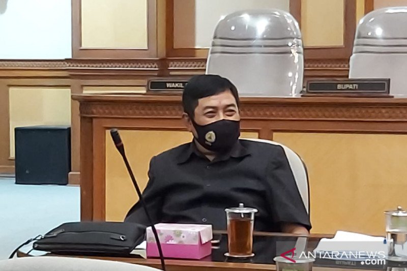 Pemkab Kulon Progo didesak tinjau ulang perizinan toko jejaring