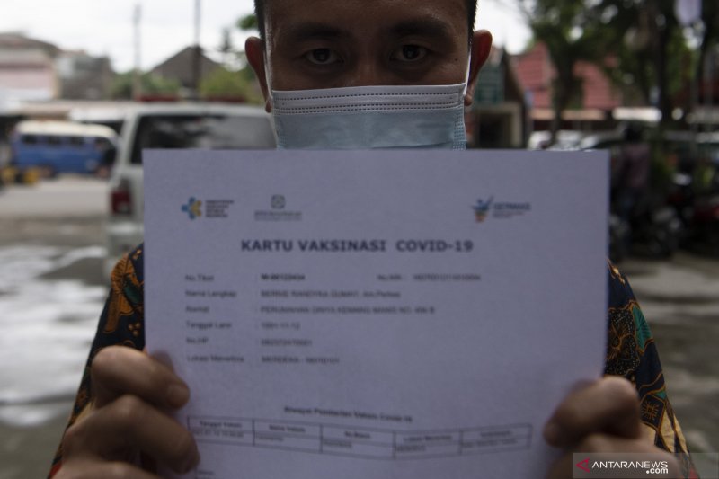 Vaksinasi Tenaga Kesehatan Di Palembang