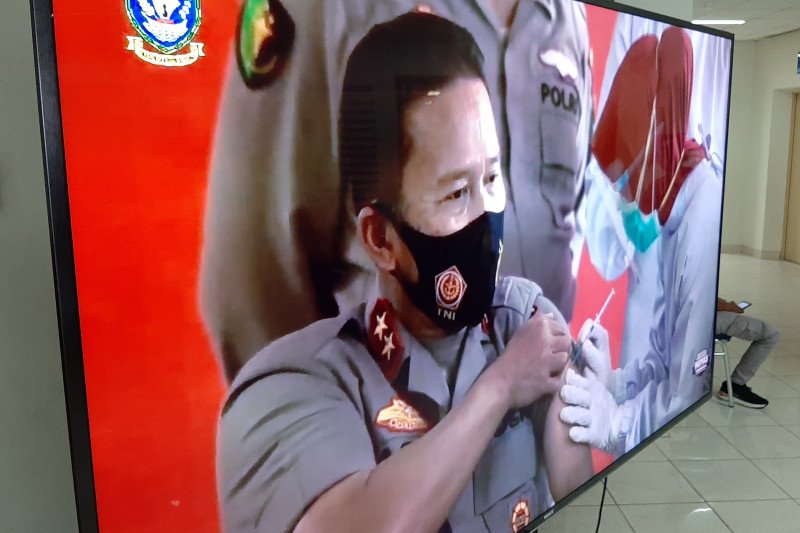 Warga Kepri yang menolak divaksin bisa dikenakan sanksi
