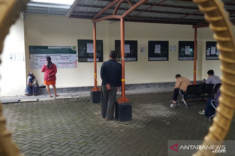 Alasan Disdukcapil Bekasi batasi layanan dokumen kependudukan