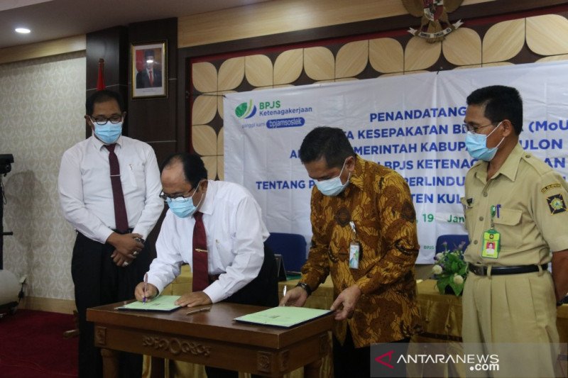 Pemkab Kulon Progo-BPJS Ketenagakerjaan Yogyakarta MoU jaminan sosial
