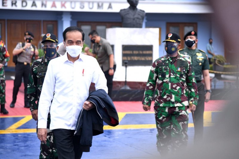 Presiden Jokowi tinjau penanganan bencana gempa Sulawesi Barat