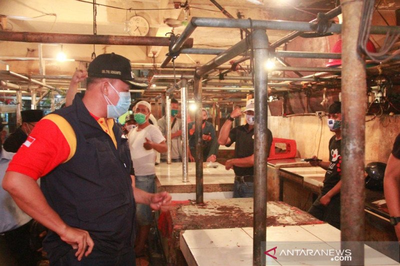 Pemkot Bekasi minta pemerintah normalkan harga daging