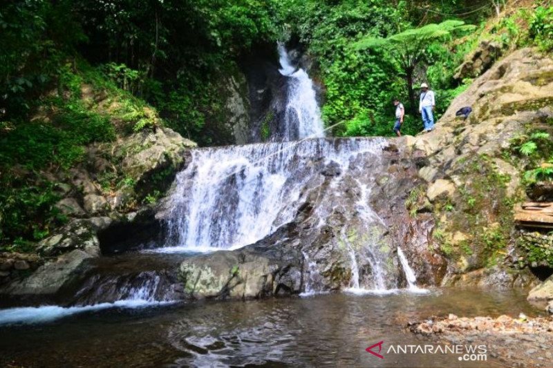 Wisata Air Terjun Kali Banteng Kudus