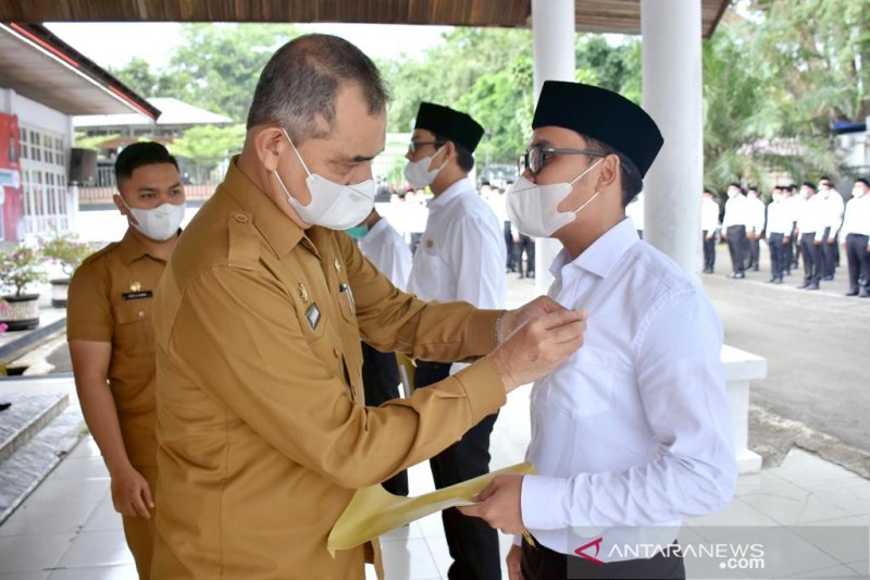 146 Cpns Sabang Terima Sk Pengangkatan Antara News Aceh