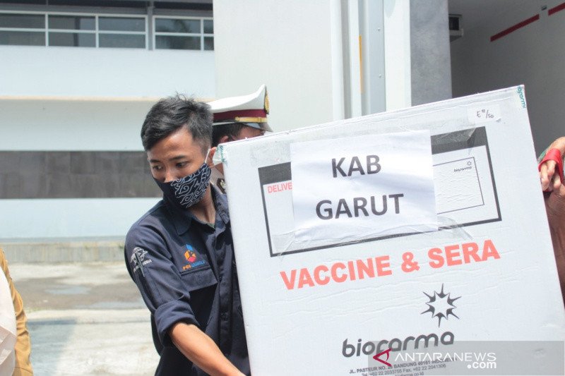 12.200 dosis vaksin COVID-19 sampai di Kabupaten Garut