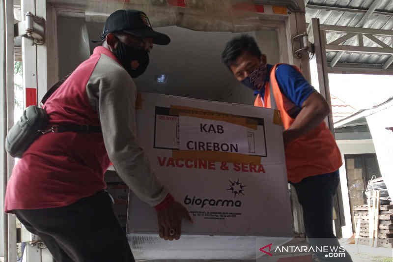 Pemkab Cirebon distribusikan 13.400 vaksin COVID-19